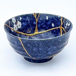 Large Blue Kintsugi Bowl with Cherry Blossoms Gold Repair Anniversary Gift Kintsugi Pottery Japanese Bowl Home Decor Kintsugi Art image 4