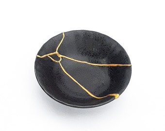Broken & Repaired Black Kintsugi Bowl- Real Kintsugi - Home Decor -Gold - Kintsugi Jewelry - Kintsugi Pottery - Wabi Sabi - Kintsugi Repair