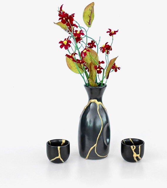 Flower Base Sake Bottle Karatsu-Yaki | eBay