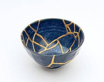 ブルーの金継ぎ椀 - 金の修復 - 記念日の贈り物 - 金継ぎ陶器 - 日本の