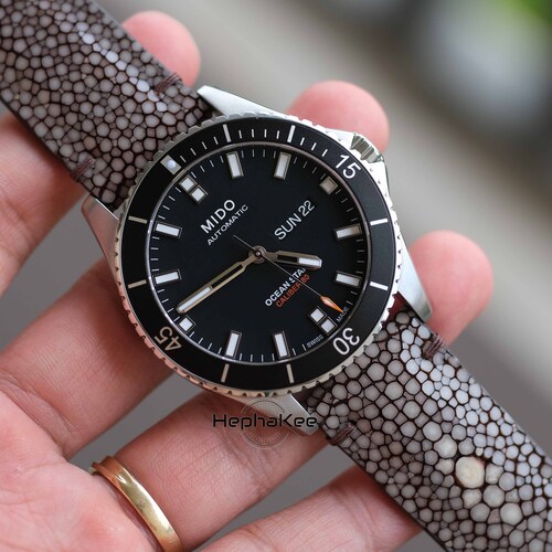 Bespoke shops Brown Stingray Single Pearl Leather Watch Strap, Watch Band ST34