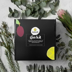 Native botanical gin kit | Bushfruit cocktail garnishes | Gin gift| Eco-conscious packaging.