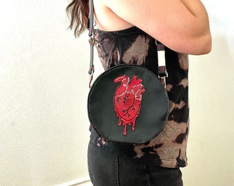 Human heart Round Leather purse / Genuine Leather purse / Emo purse / Goth Purse/ Unique purse / horror bag /weird / Heart purse /Goth bag