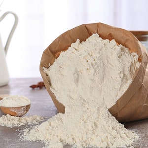 SAMORODZĄCA 1700g/61.72oz Mieszanka mąki pszennej z proszkiem do pieczenia, do ciasteczek, ciast, herbatników, mąka z proszkiem do pieczenia, Mąka do wypieków