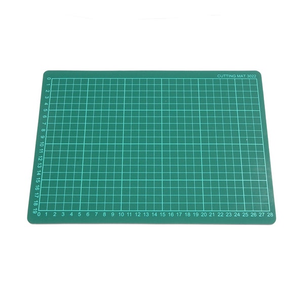 A4 Cutting Mat 30cm X 22cm 3mm With metric printed grid Lines To cut paper card Hobby Craft DIY Workshop marking guides accurate cutting Mat