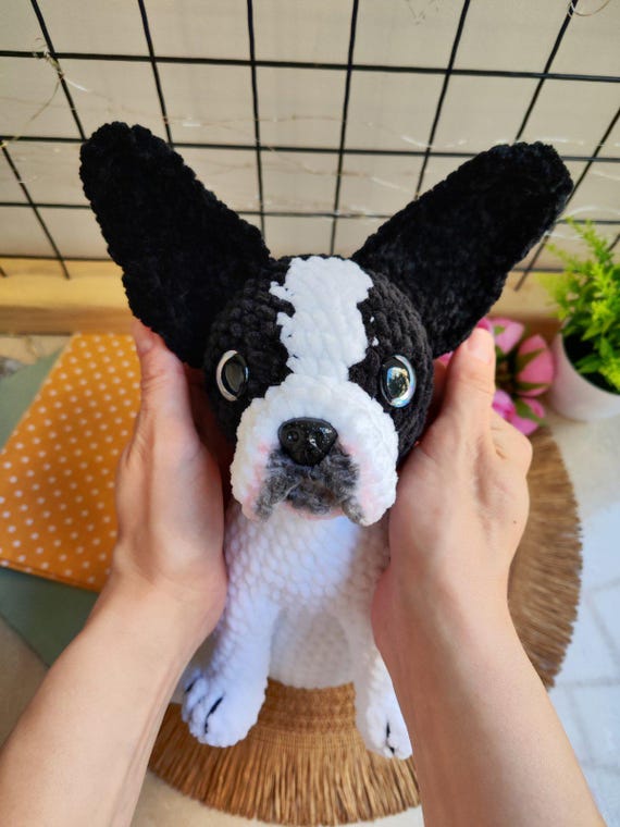 フレンチブルドッグのかぎ針編みパターン｜あみぐるみの子犬の編み方