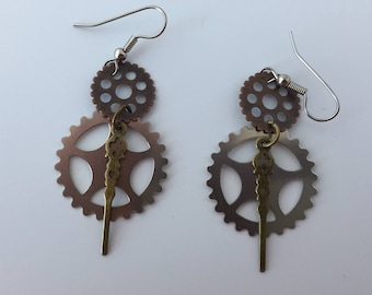 Steampunk gear and clockwork earrings. Surgical stainless steel wires.