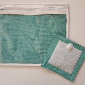 Project Bag with Thread Keeper Mat - Quilted Teal Flowers