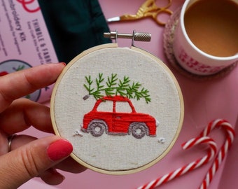 Christmas Tree on Car Mini Embroidery Kit, Easy craft kit gift for beginners, DIY Christmas decorations