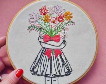 Floral Embroidery Kit for Beginners, DIY Kits for Adults, Floral Hoop, Self Care Gift, Sewing Gift for Best Friend