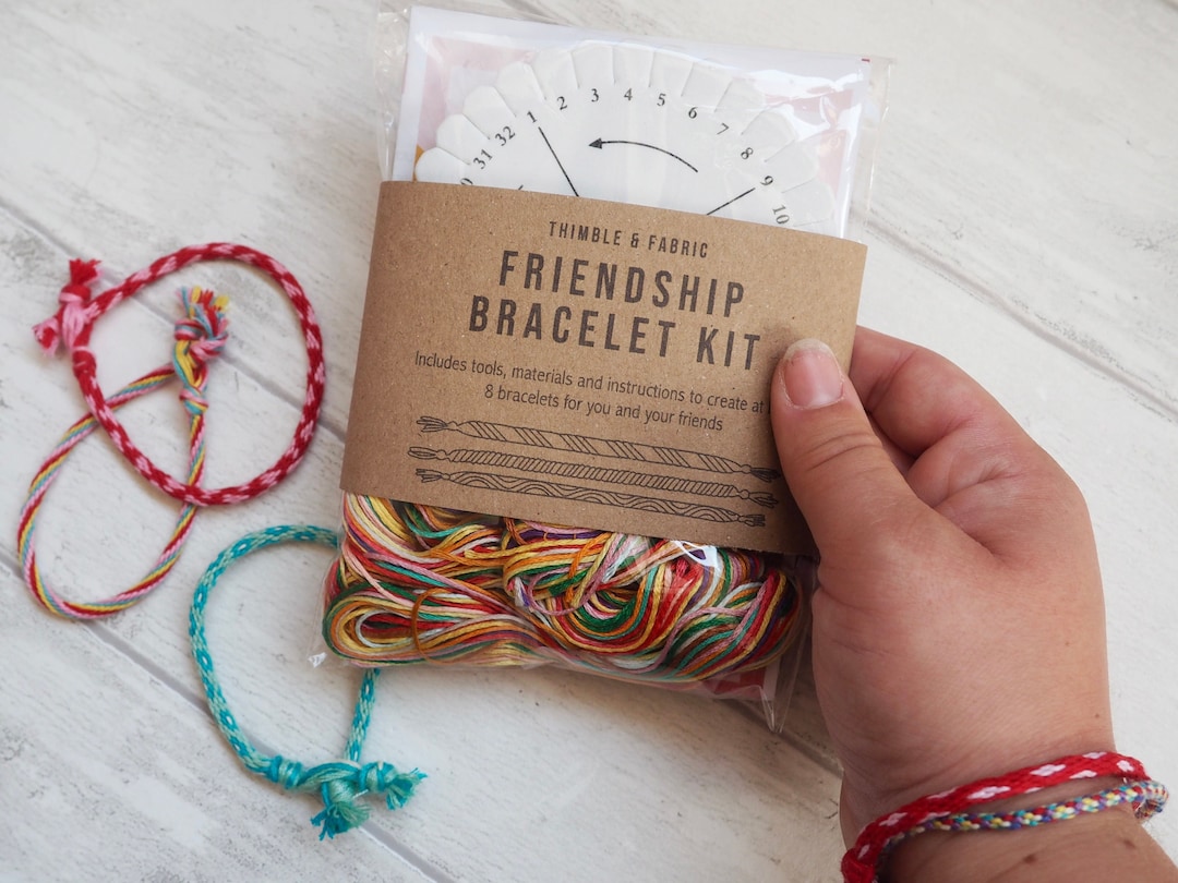 Bracelet DIY / Bracelet d'amitié en fils de laine / Instructions en  français 