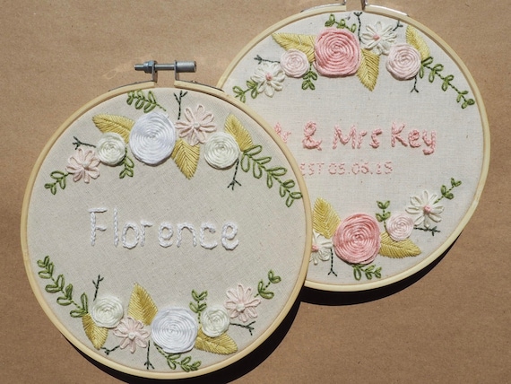 Floral Complete Embroidery Kit with Custom Name / Wedding, Anniversary, Baby name, Family name / Hoop Art Craft Kit Gift / for Beginners