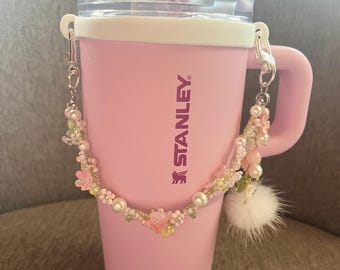Hermoso dije para vaso Stanley con brisa de flor de cerezo
