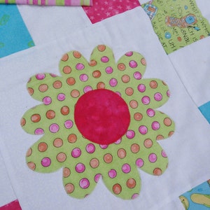 Flower Power Quilt PDF Pattern image 3