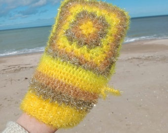 Guante exfoliante de crochet amarillo Granny Square