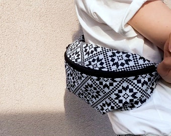 Baltic patterns inspired Fanny Pack (black)