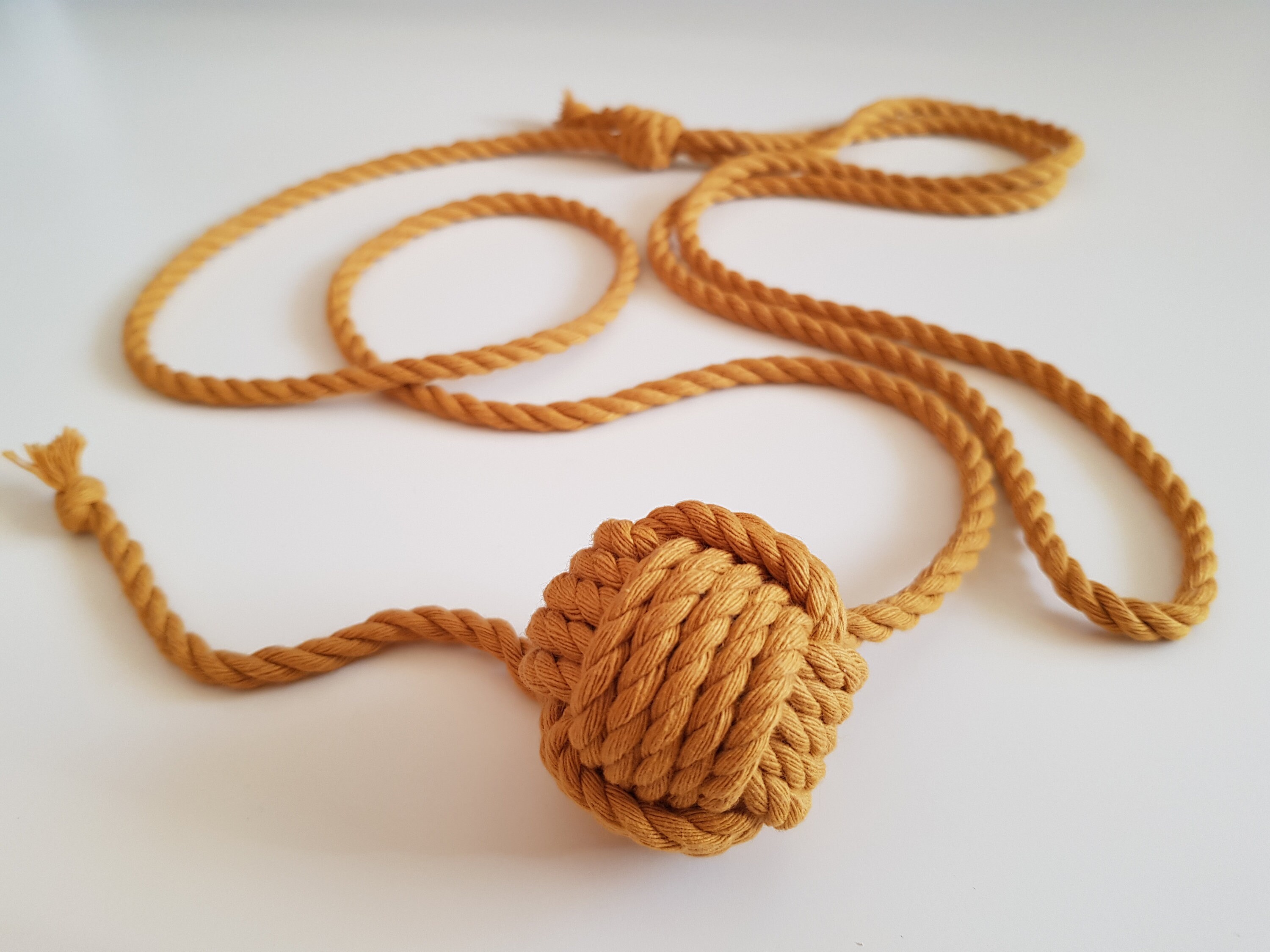 macrame cat toy