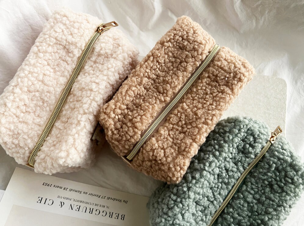 Custom Cream Fluffy Bag Cozy Fur Teddy Bear Cosmetic Bag Toiletry