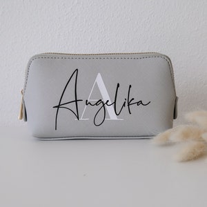 Personalisierter Kulturbeutel mit Namen | personalisierte Kulturtasche | Schminktaschen Set | Geschenk für Mama, Oma | Geschenkidee Damen
