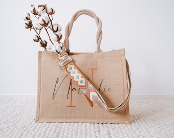 Jutetasche personalisiert mit Namen und Initial-Stickerei - Muttertag, JGA oder Brautparty Geschenk - Wechselriemen, 2 Größen