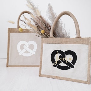 Jutetasche Breze-Motiv personalisiert mit Namen, Jute natur, Oktoberfest Wiesntasche