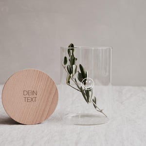 Vorratsglas mit Beispiel eines gravierten Textes für die Personalisierung.