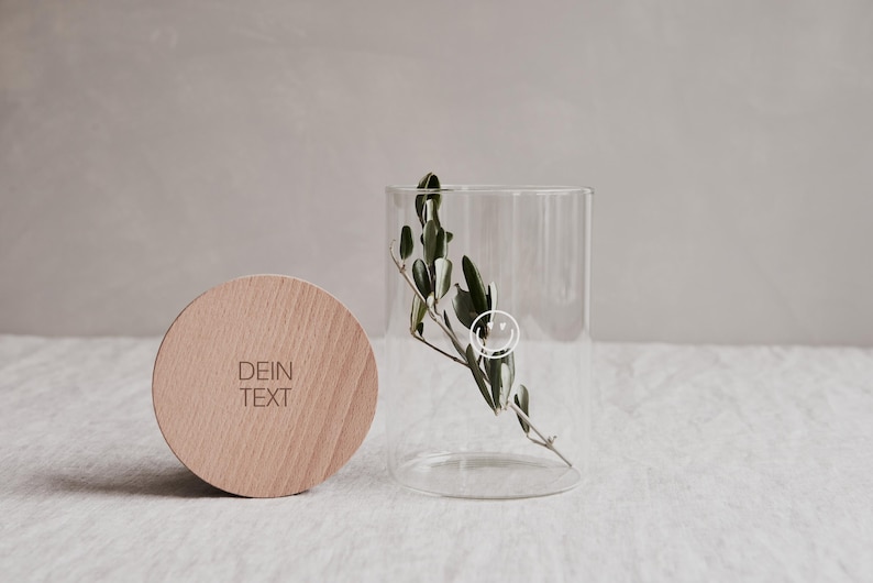 Vorratsglas mit Beispiel eines gravierten Textes für die Personalisierung.