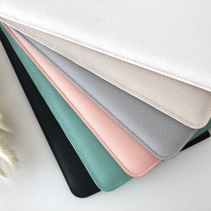 Clutches in verscheidenen Farben für Sie zur Hochzeit