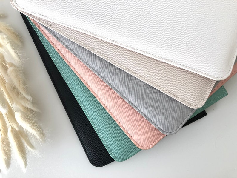 Clutches in verscheidenen Farben für Sie zur Hochzeit