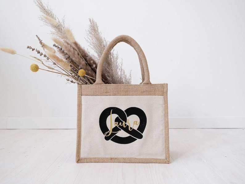 Jutetasche Breze-Motiv personalisiert mit Namen, Jute natur, Oktoberfest Wiesntasche