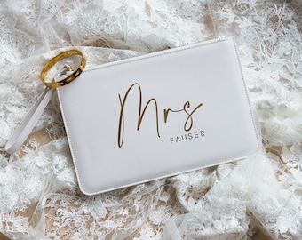 Personalized Clutch | Bridal Gift | handbag for the wedding | bridal bag | Pouch Ivory | with bride's name, maid of honor, mother of the bride