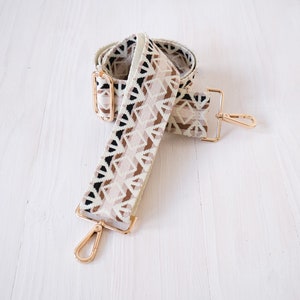Strap with embroidered motifs to change for handbags, accessories or as a great gift idea image 1