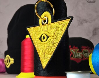 Duel Card Game Embroidered Keychain – Anime-Inspired Patch Keyring – Millennium Puzzle