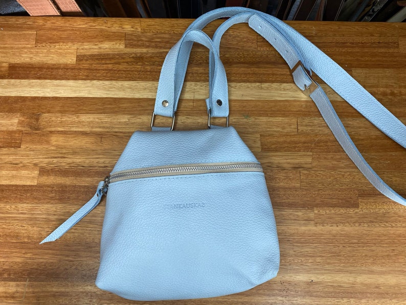 Pochette in pelle dorata, borsa a tracolla, borsa da donna, borsa piccola in pelle Bracciale in pelle Mini custodia, borsa Fanny, borsa in pelle fatta a mano Sky blue