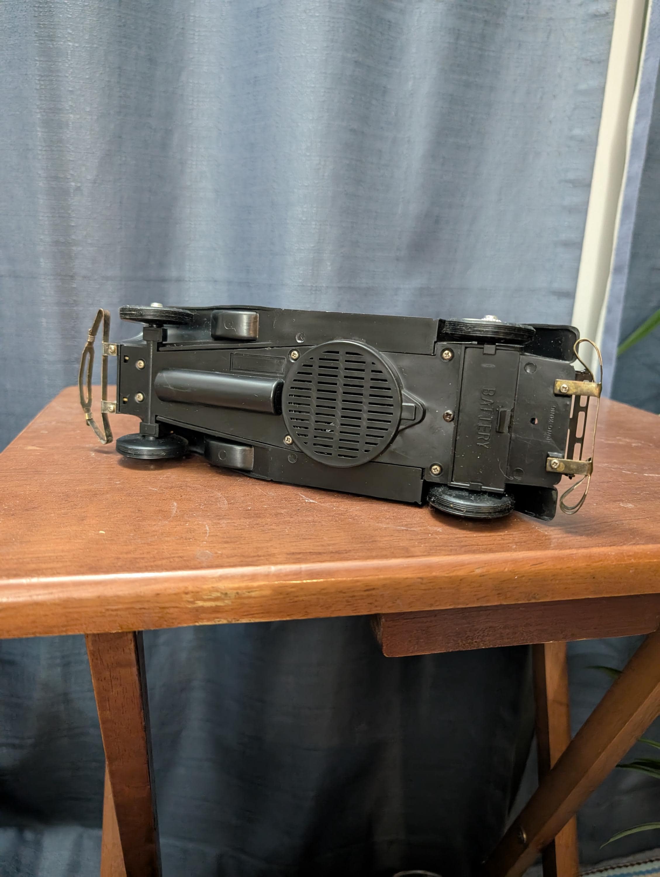 Vintage Solid State Am Radio Shaped Like 1928 Lincoln Model L