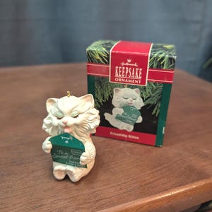 1990 Hallmark Keepsake Ornament - &quot;Friendship Kitten&quot; - Hallmark Collectible- Collectible Ornament - Merry Christmas!