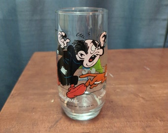 1982 Hardees Smurf Collectible Glass - Gargamel and Azrael- Hardee's collectible- Smurfs collectible