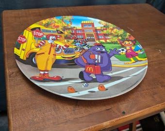 2004 Mcdonald's Collectible Plate - Ronald Mcdonald/ Grimace
