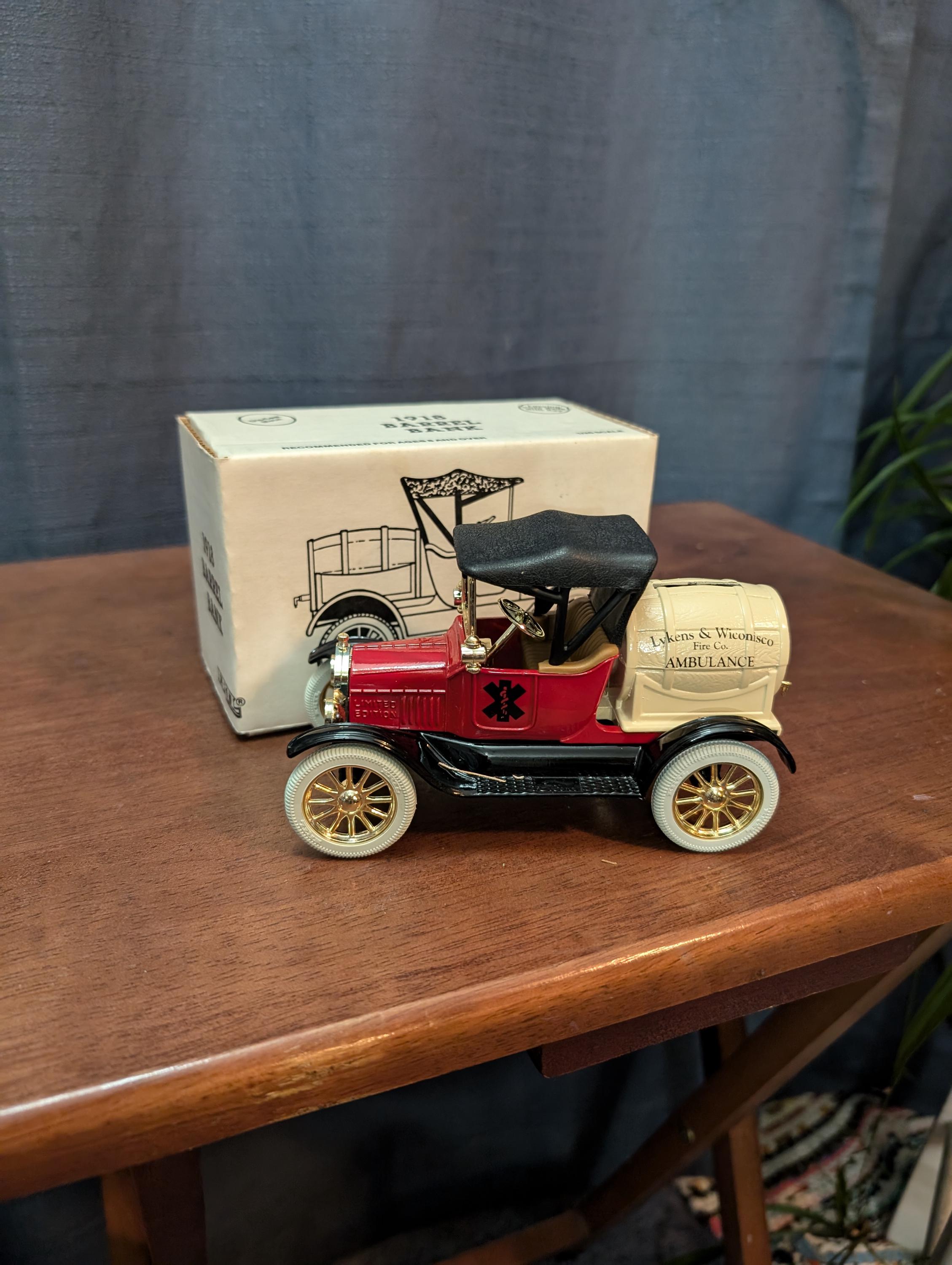 1991 ERTL Collectible - 1918 Barrel Bank - Lykens