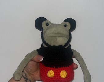 Fancy dress clothes for plushies