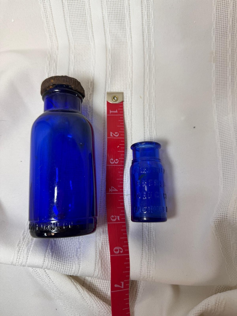 Lot de 2 bouteilles vintage BROMO-SELTZER Emerson Drug Co bleu cobalt profond image 8