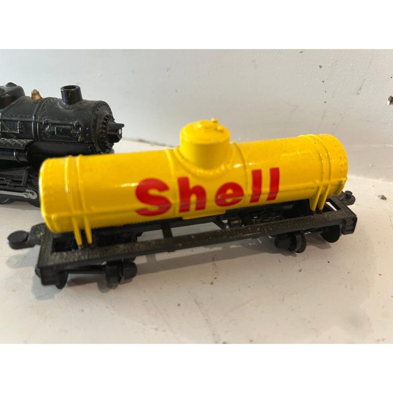 Shell Oil Train Fletcher Barnhardt HO Scale Shell Oil Train Set (no Tender) - Etsy