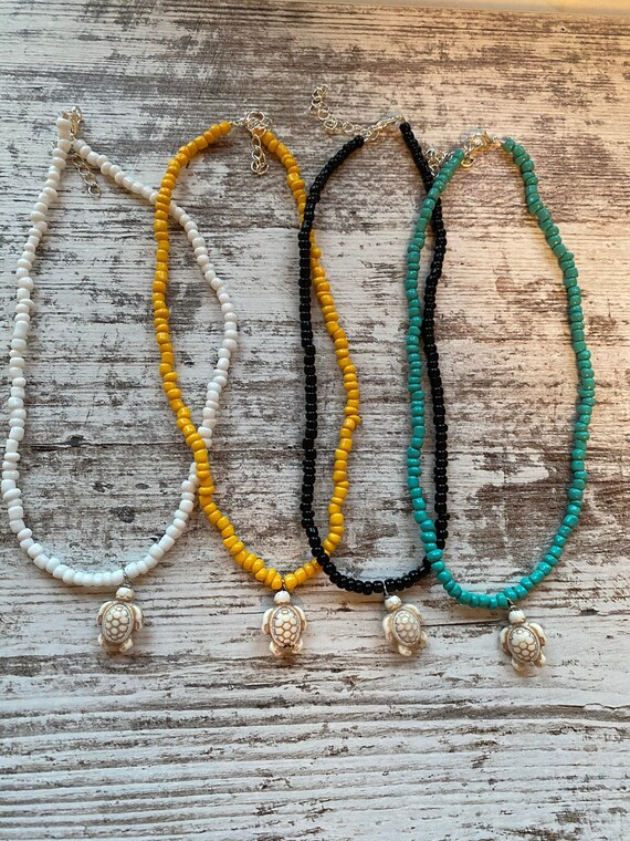 Turtle Charm Beaded Necklace, Seed Bead Necklace, Seed Bead Choker