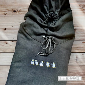 Gestickte Pinguine, süße Pinguine, Vögel, Antarktis, Pinguin-Liebhaber, minimalistisch, Geschenk mit Tiermotiv, Sweatshirt, HOODIE, Erwachsenengröße
