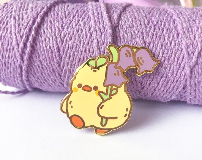 Floral Duck Enamel Pin/duck Pin/gold Enamel Pin/ Kawaii Cute Chick Pin