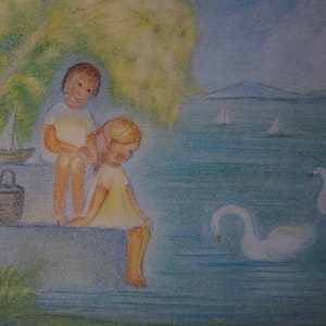 Postkarte Jahreszeitenkarte Kunstkarte Kinderkarte Juli Zwei Kinder am Ufer