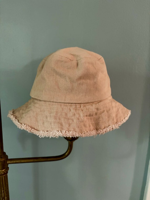 David and Young Light Pink Cotton Bucket Hat