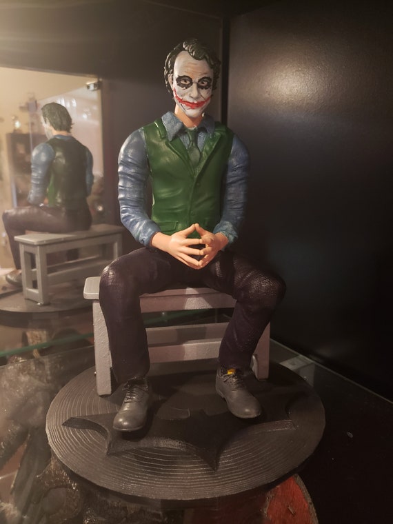 joker resin statue