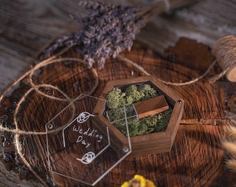Engraved Wooden USB Box with Moss: Wedding Photographer Gift