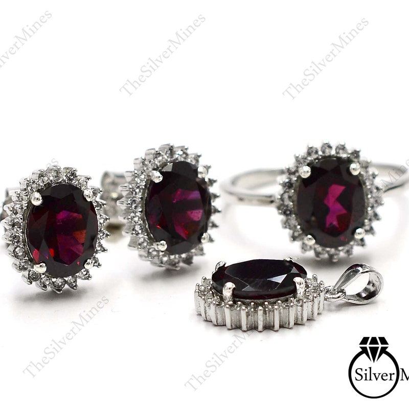 Vianne Red Heart Rhodolite Garnet Jewellery Set in Sterling Silver